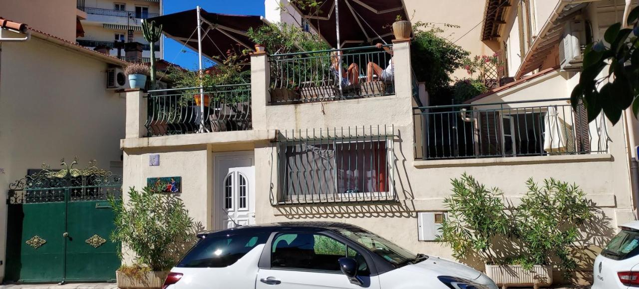 Hostel Crew Lighthouse Antibes Exterior foto